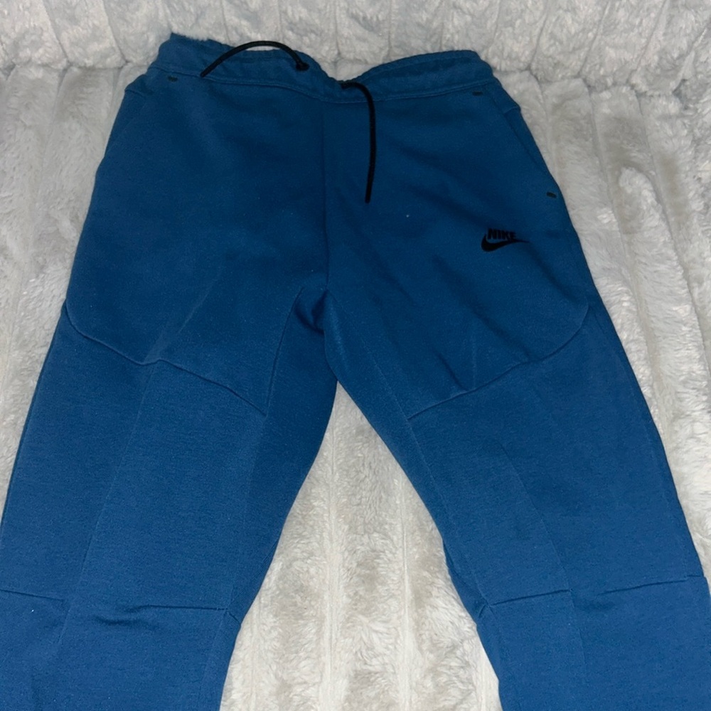 Nike  tech Blue Sweatpants Athletic Style